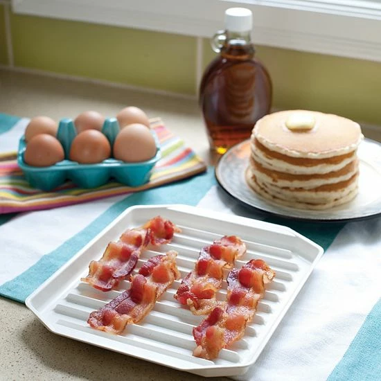 Food Network™ Microwave Bacon Tray with Lid Food Network™ Microwave Bacon Tray With Lid -Food Network Shop unnamed file 1143